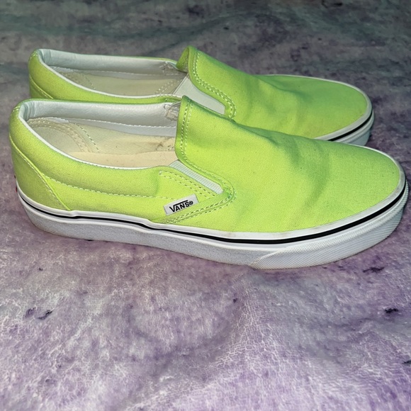 Slip-on vans - Picture 2 of 2